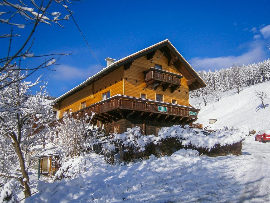 Almbauer Morgenbesser Apartment
